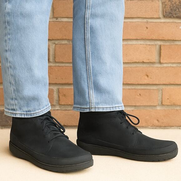 Duluth Trading Women's SZ 9.5 Seneca Falls Laced Ankle Boot Black Leather 21911 - Picture 1 of 8